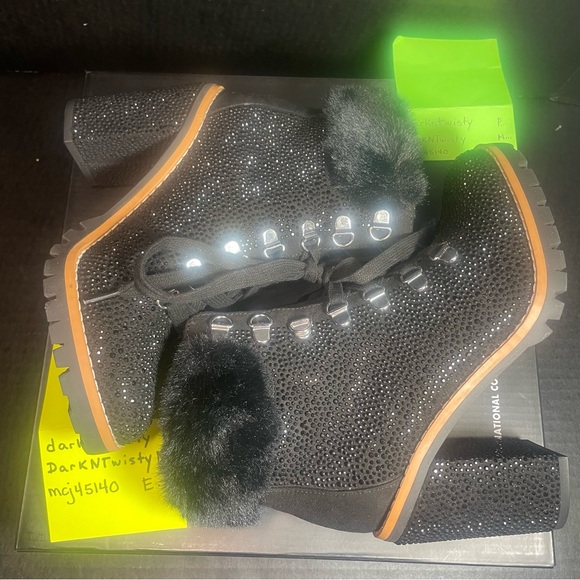 BNIB INTERNATIONAL CONCEPTS RHINESTONE BLACK FUR CUFF ANKLE BOOTS GORGEOUS! - Picture 5 of 10